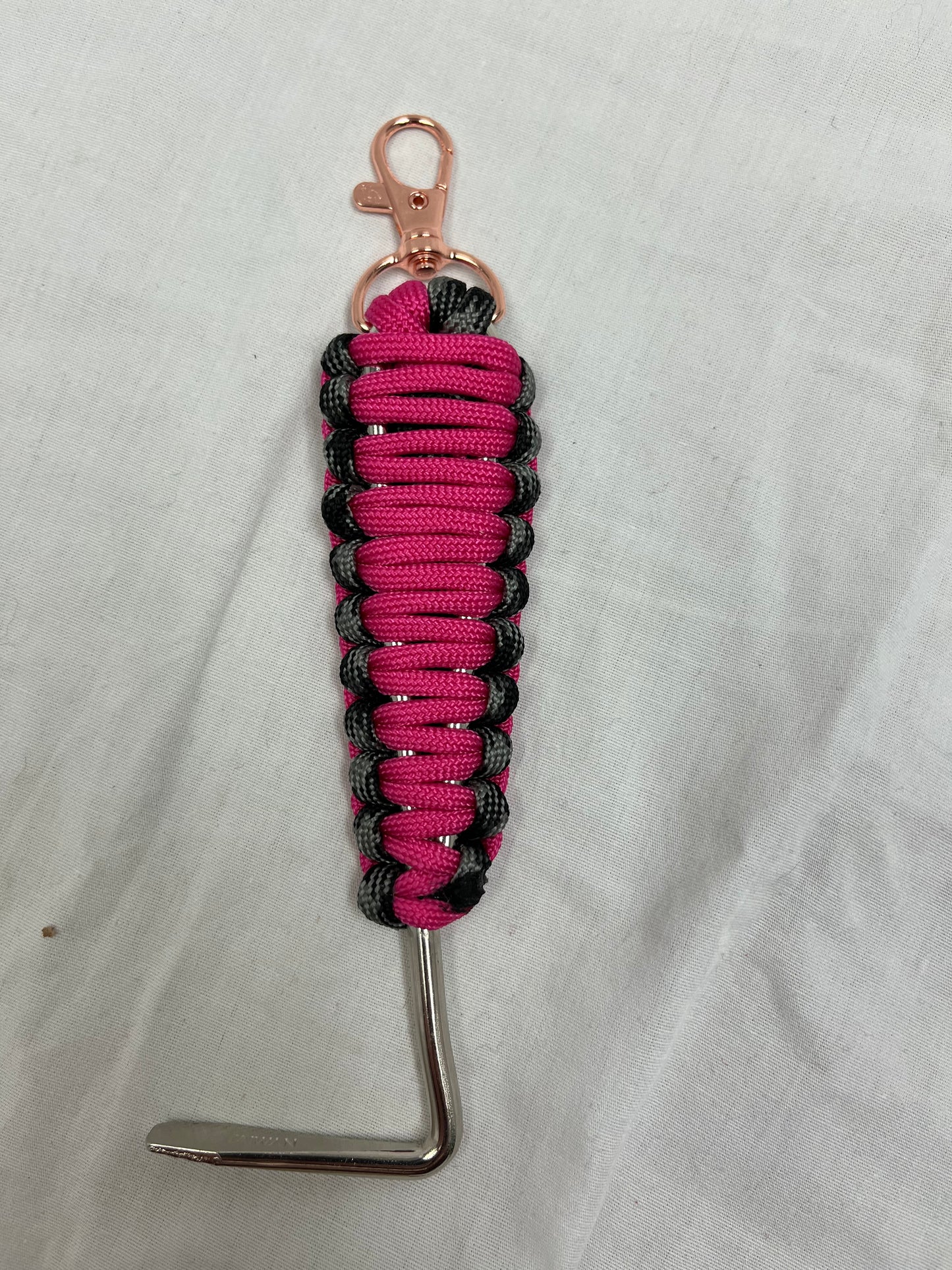 Paracord Clip Hoof Picks