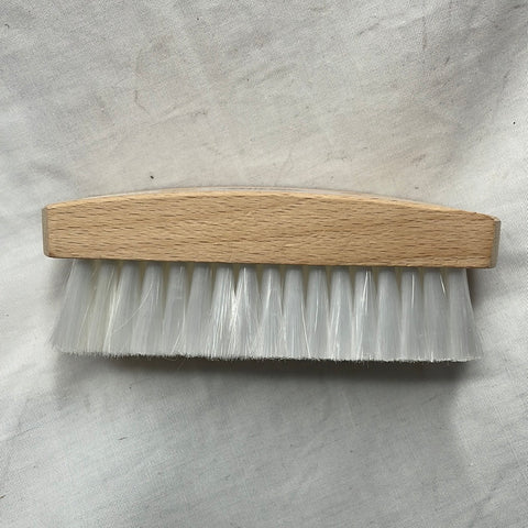 Decker Face Brush